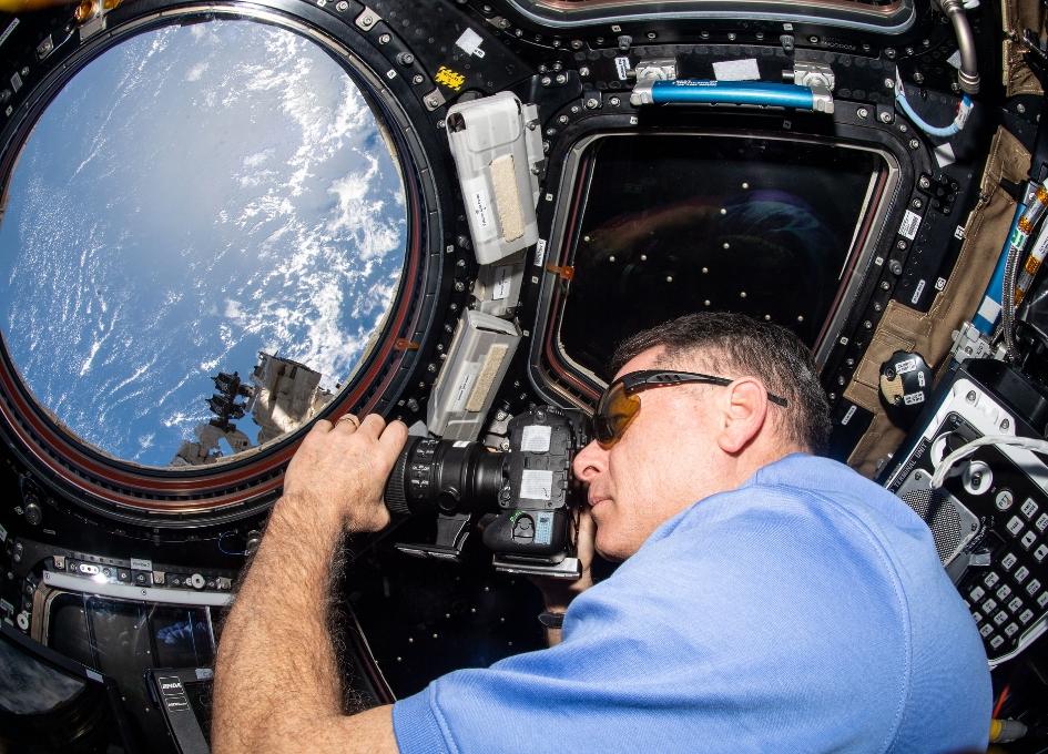 NASA Space Station On-Orbit Status 6 October, 2021 - 10 Crew Members onboard Now