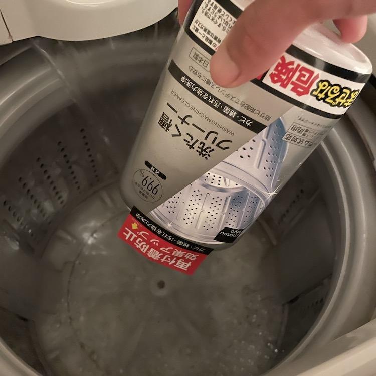  9年愛用の洗濯機からドブのような汚水が…。￥207の「マツキヨ」洗濯槽クリーナーが強力すぎた 