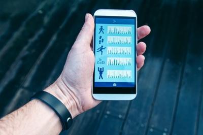 No, Your Fitness Tracker Won’t Give You Cancer