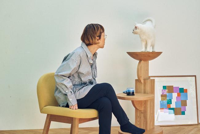 愛猫家の人気インテリアデザイナーと飛騨の老舗家具メーカーによる、猫を愛でるための猫家具「medel〈メデル〉」誕生！“人と猫をつなぐ” 新しいコミュニケーションツール。