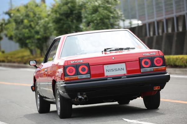 Even though it is an old car, it does not require warm air with idling!? 4 unknown NG acts unique to old cars