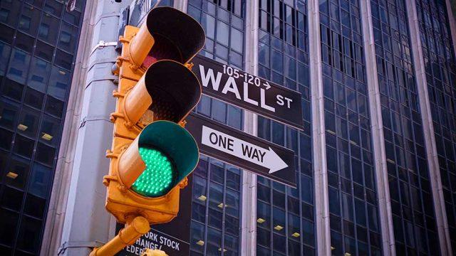 Dow Jones Futures Rise After Stock Market Rally Retreat; 'Monster' Apple In Buy Area 