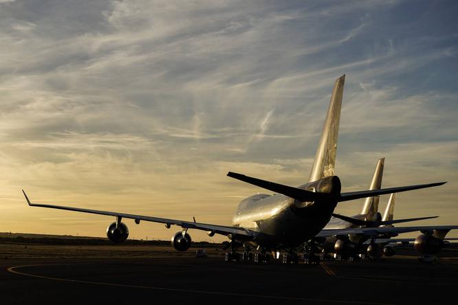 'We don't have enough pilots': Airlines go all out to staff up after deep pandemic job cuts come back to bite them 