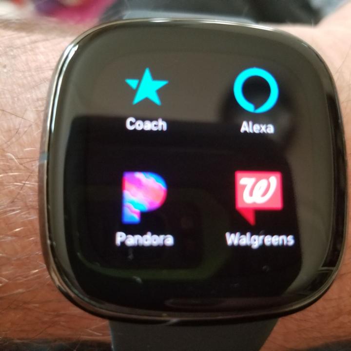 Can I connect a Fitbit to an external heart rate monitor?