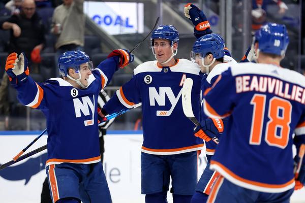 How to Watch Colorado Avalanche at New York Islanders: Live Stream, TV Channel, Start Time
