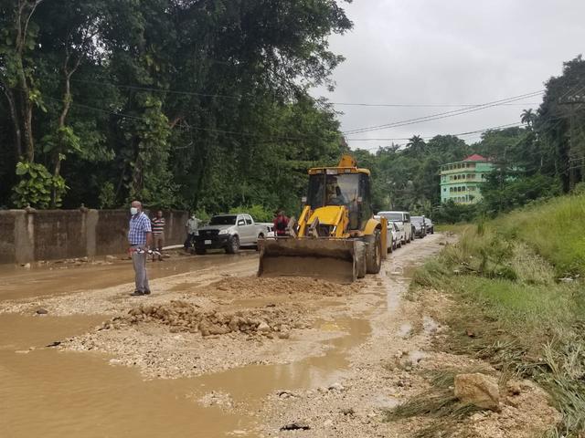 NWA mobilises teams to clear blocked roads in St James 