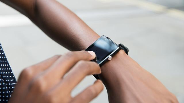 How to avoid getting a rash from your fitness tracker or smartwatch