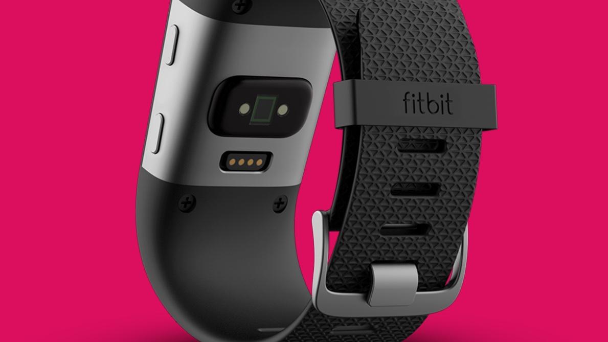 Fitbit heart rate tech 'puts consumers at risk' according to lawsuit scientist