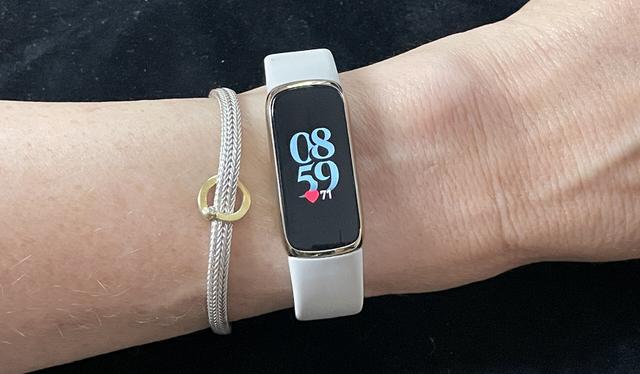 Fitbit Luxe: Fitbit's elegant fitness tracker in review