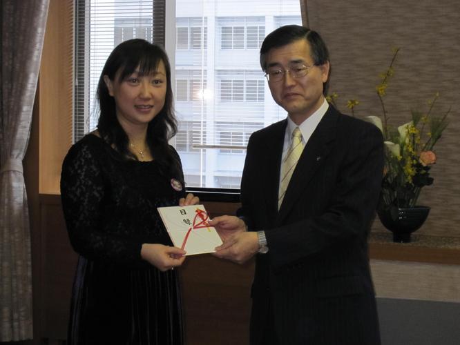 Huawei donated 1.03 million yen to Japan as a gift to the cause of rural regeneration in the capital, "the cause of the" hometown of life ".