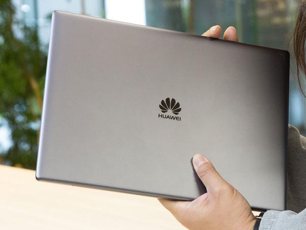 優等生に見えてキャラ立ってる。HUAWEI MateBook X Proはデザインもサウンドもキラリと光るノートPC 