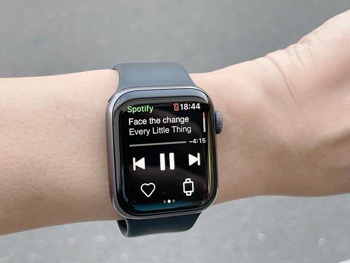 
   iPhone不要！ Apple WatchでSpotifyの楽曲を聴く方法