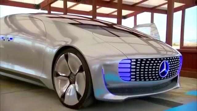 Mercedes makes an important step: a self-driving car on the road