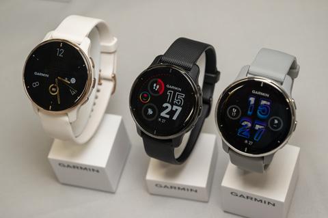 Garmin's smartwatch "Venu 2 Plus" that can make calls