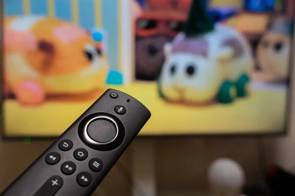 タイムセールの今こそ絶好の時！ 「Amazon Echo×Fire TV」で、1万円以下の「超お手軽ホームシアター」を作ろう！ 