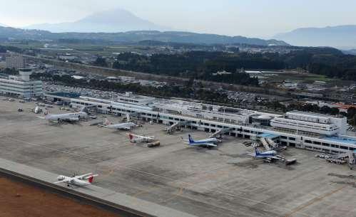 訓練中のセスナ機が滑走路誤進入　運輸安全委が運航会社を立ち入り調査　鹿児島