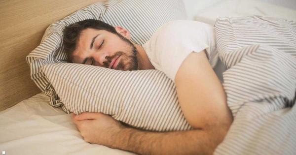 8 steps to convince your body of the need to sleep after waking up at night