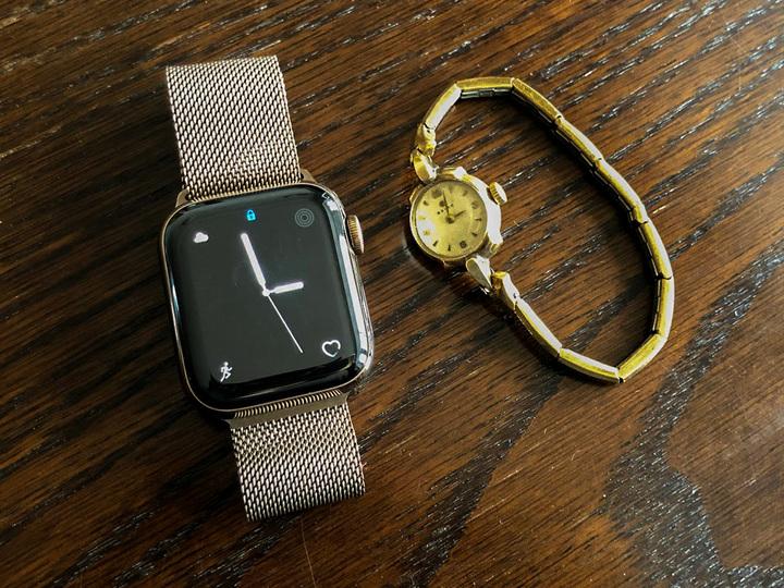  Apple Watch is convenient for women.But what about the purpose I saw?