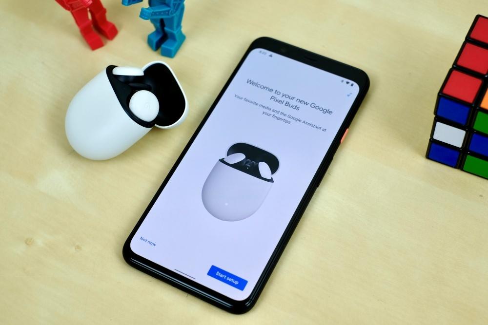 Bezdrátová sluchátka Google „Pixel Buds“ – představeno 9 užitečných funkcí