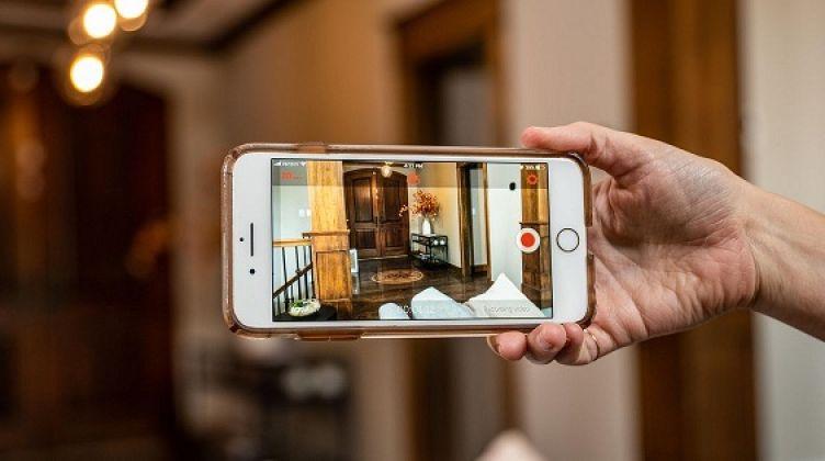 3 simple steps to turn your old phone into a security camera