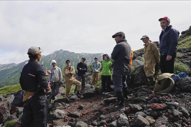 登山者が登山道を支えている？　ボランティアによる登山道整備