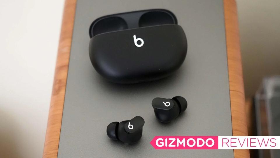 New wireless earphones from Beats, high cost performance, some voices of fear of cannibalism within the Apple affiliate, saying that it is "normally killing AirPods"