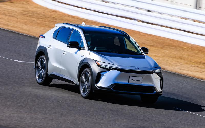 Circuit test drive for the battery EV "BZ4X Prototype" jointly developed by Toyota and Subaru