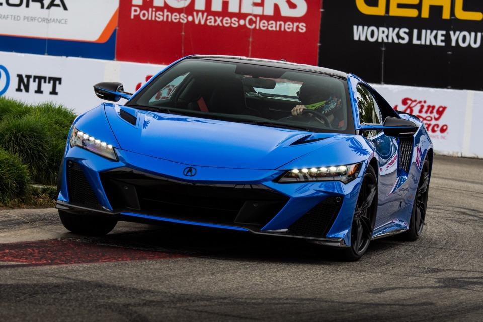 NSX final model records the fastest time of a production car…U.S. city course
