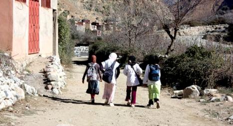 Lack of resources deprives students in Bawadi of "distance education" lessons