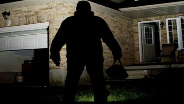 A burglar warns homeowners not to make this mistake