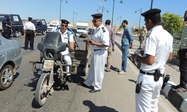 بعد إقرار قانون المرور الجديد.. الخبراء : يقضي على الفوضى ويعيد الشكل الحضاري لشوارعنا 