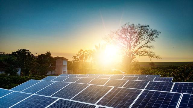 太陽光発電の設置費用はいくら？2022年の相場と節約方法を紹介◆専門家監修記事