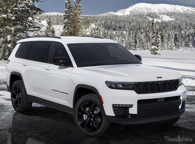 The "extreme Black" on the Jeep Grand Cherokee L was announced at the 2022 Shikago Auto Show.