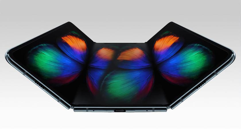 「Galaxy Z Fold Tab」、三つ折りタブレットを2022年初頭に発売か 