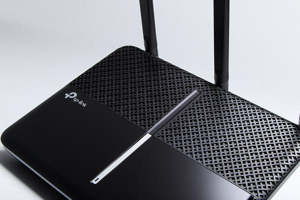 複数の端末を無線LANに繋ぐなら高速1733＋800Mbpsの「Archer A10」で決まり 