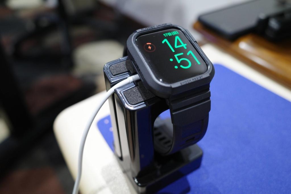 [100 uniform review] Apple Watch charging stand is quite convenient.Try 2 kinds of low and low