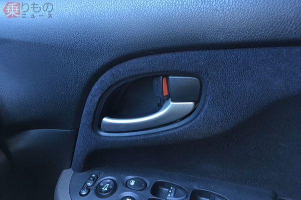 Is it necessary to have an auto door lock linked to vehicle speed?