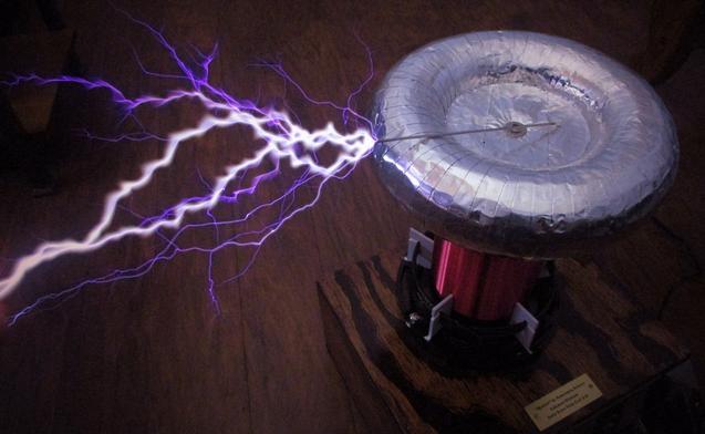 A Builders Guide For The Perfect Solid-State Tesla Coil | Hackaday