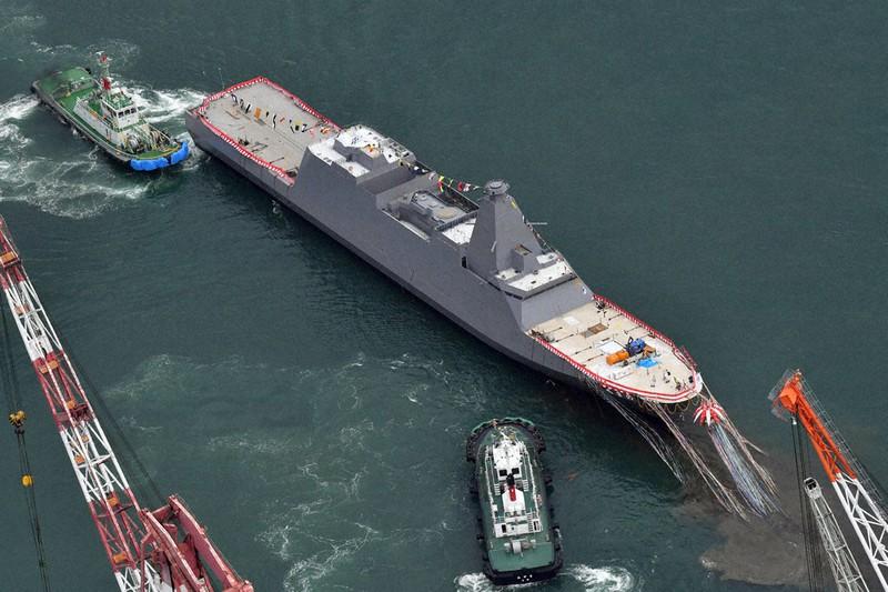 海自の新型3900トン「もがみ型」護衛艦4番艦「みくま」が命名・進水――中国の海洋進出にらむ 