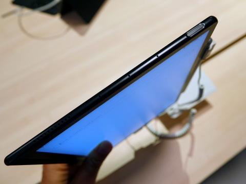 ファーウェイからペン対応電子ペーパータブ「MatePad Paper」登場 