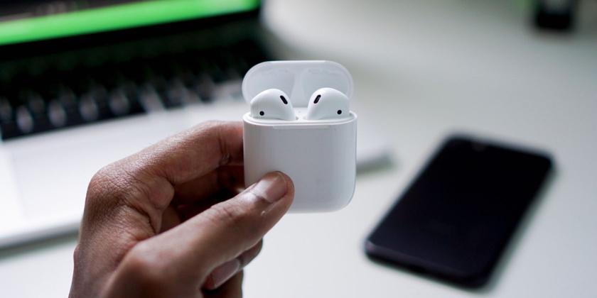 www.makeuseof.com How to Find Lost AirPods With an Android Phone