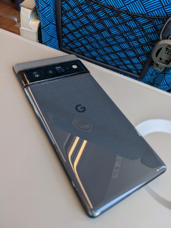 Pixel that provides a pure Google experience