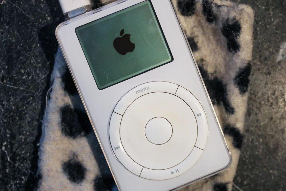 20 years since the appearance of "iPod"-developers talk about products that caused Apple's breakthrough