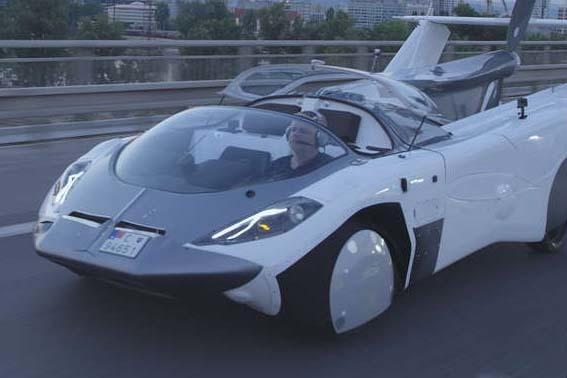 It existed "Flying sports car"!Approval from Wiin and deformed country to the plane with one button