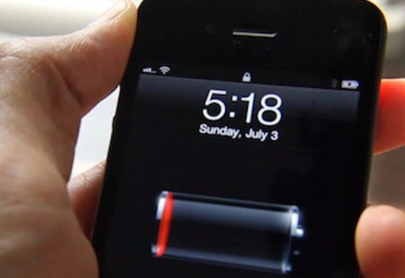 Apps that quickly drain the power of your phone's battery.