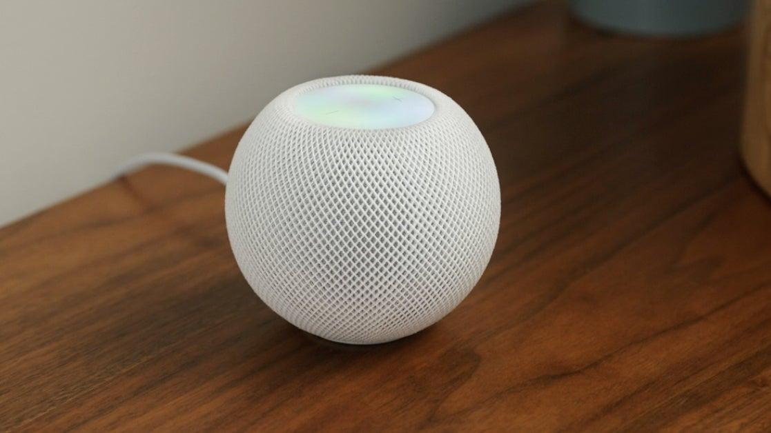 Apple opens Siri to a third -party smart home device