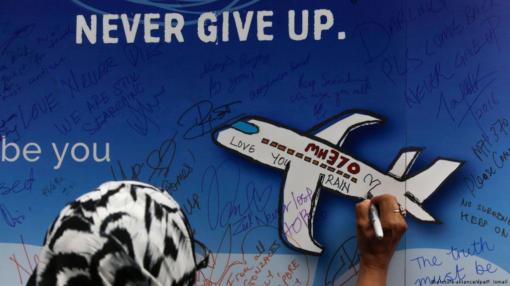 Search resumes after Flight MH370 declared ‘lost’