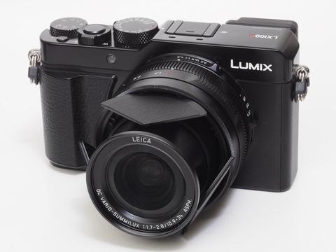 The 35th: We do not throw away zoom compact either. "LUMIX LX100 II" for personal and work