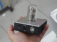 A vacuum tube headphone amplifier compatible with high -resolution appears from Shanghai wholesaler