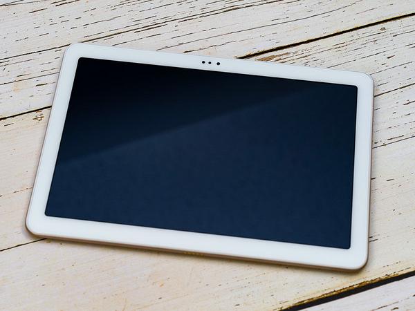 子どもとのタブレット共有はもう終わり! タブレット・ATab-1はIIJmioで契約するのがお得!? 